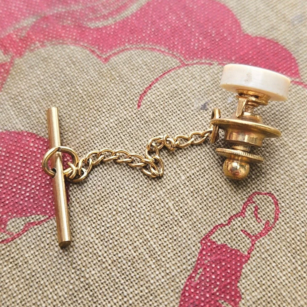 Vintage Scrimshaw Beach Nautical Lighthouse Tie Tack Gold Tone Chain T-Bar